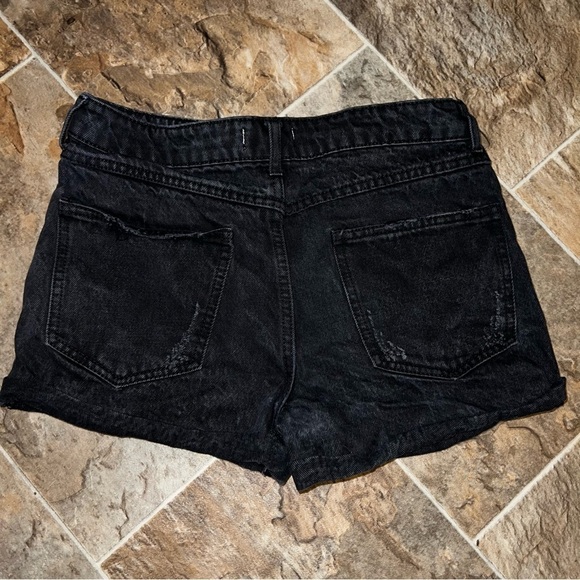Forever 21 Distressed Black Denim Shorts Size 26 - Picture 6 of 7